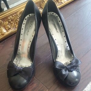 Elegant Black Peep-Toe Heels with Bow Detail